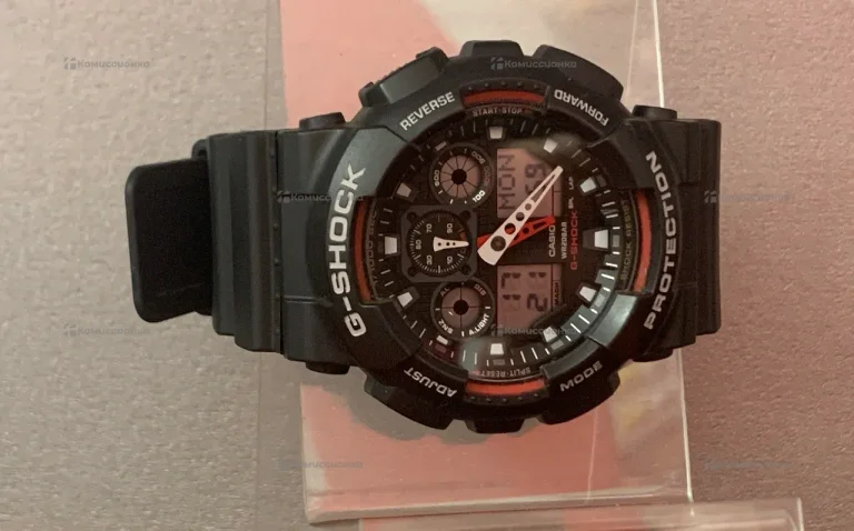 Часы  Casio G-Shock GA-100