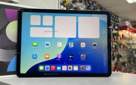 Планшет Apple iPad Air 4 64GB Wi-Fi.