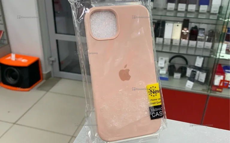 чехол iPhone 13 персиковый