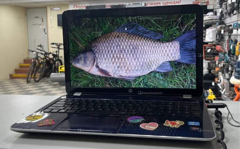 Ноутбук  HP Pavilion 15.6