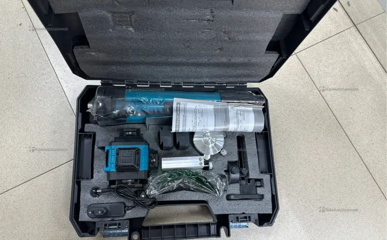 уровень лазерный Makita 360