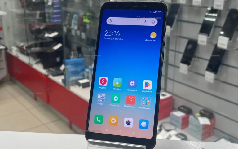 Xiaomi Redmi 5 Plus 3/32 ГБ
