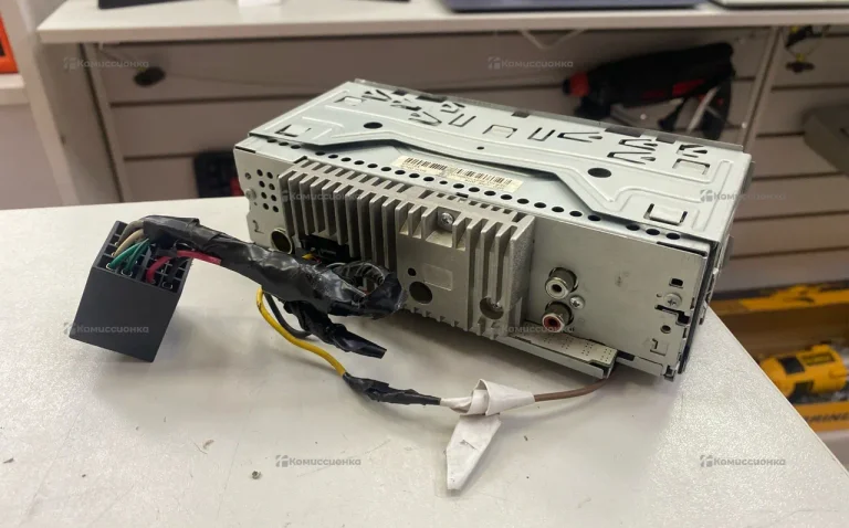 Автомагнитола Pioneer MVH-08UB
