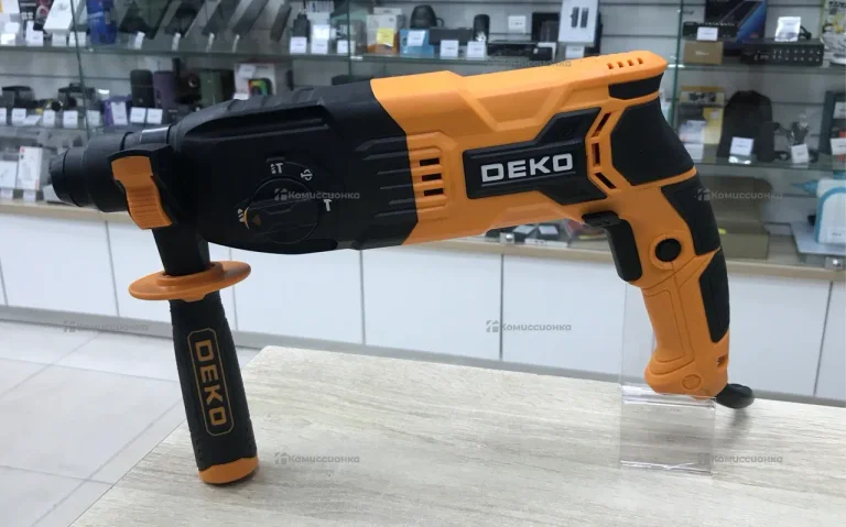 перфоратор DEKO DKH900