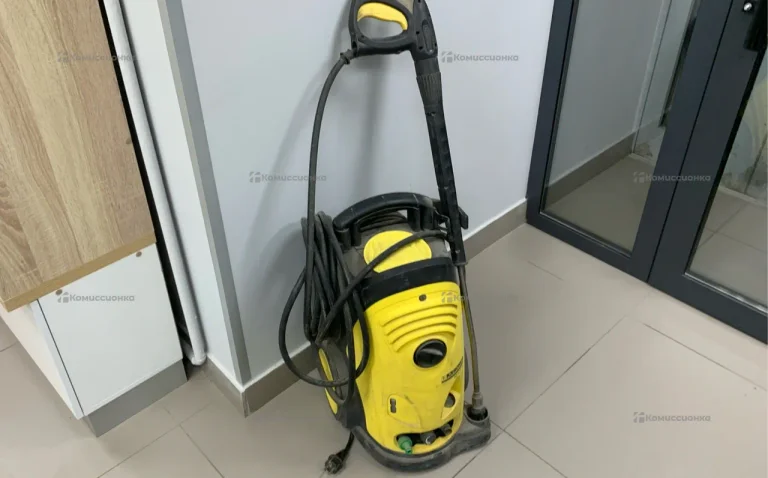 Пылесос KARCHER HD 6/12-4G