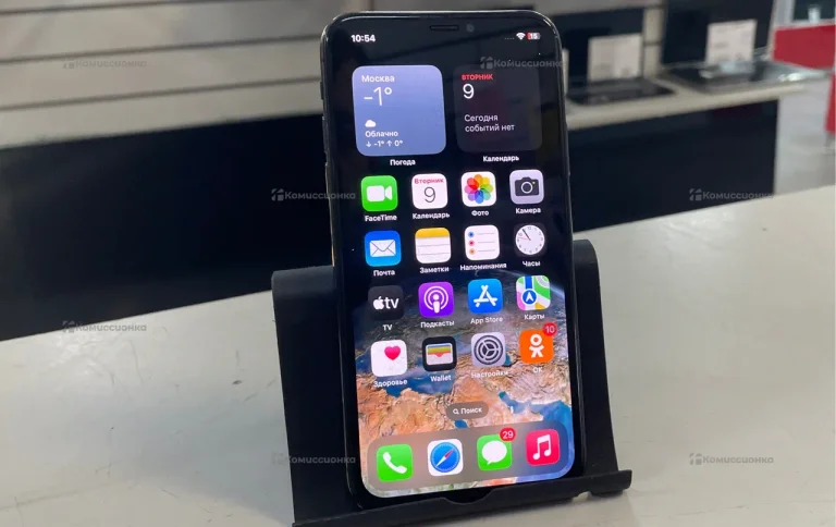 Apple iPhone X 3/64 ГБ