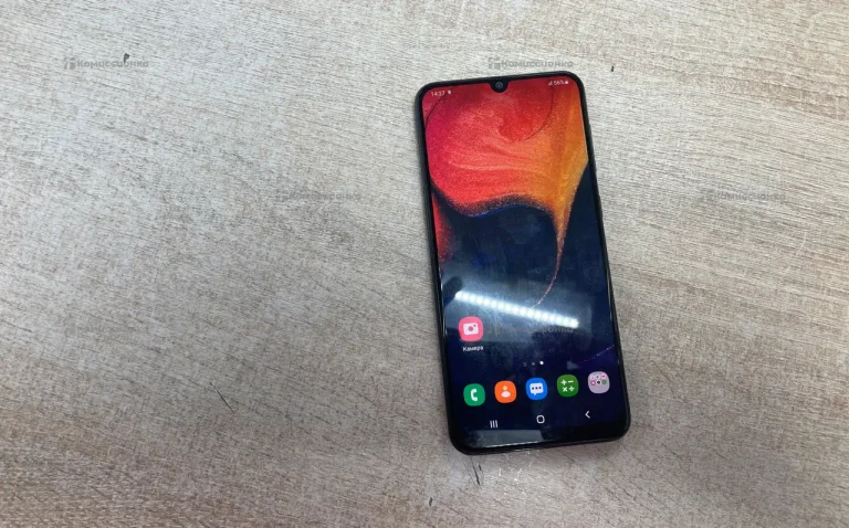 Samsung Galaxy A50 6/64 ГБ