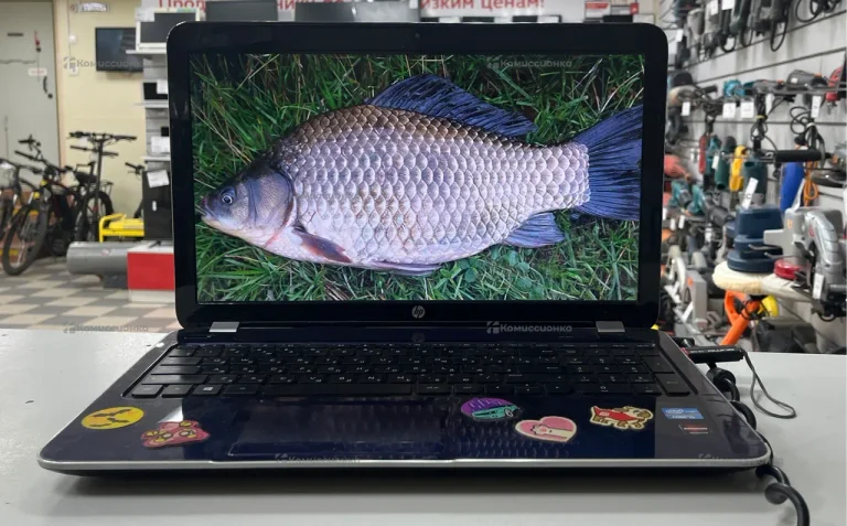 Ноутбук  HP Pavilion 15.6