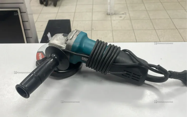 Ушм Makita 9555HN реплика