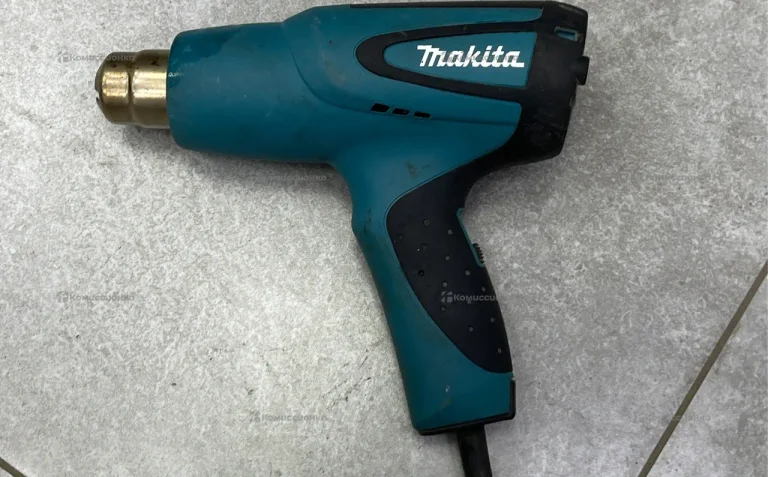 Строительный фен makita HG5012