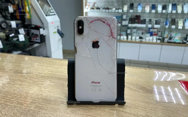 Apple iPhone X 3/64 ГБ