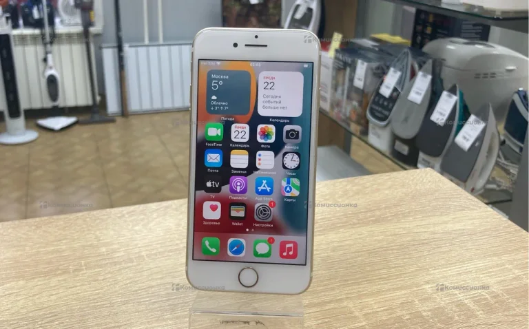 Apple iPhone 7 2/32 ГБ