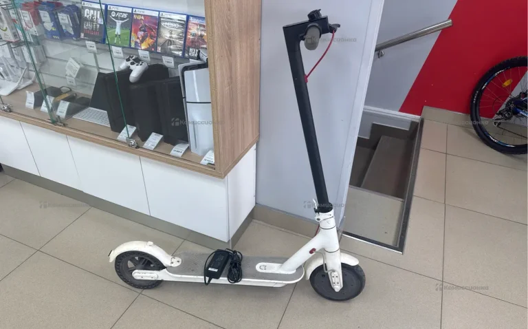 Электросамокат Xiaomi M365