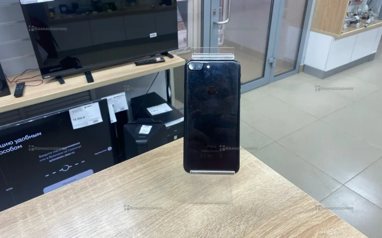 Apple iPhone 7 Plus 3/128 ГБ