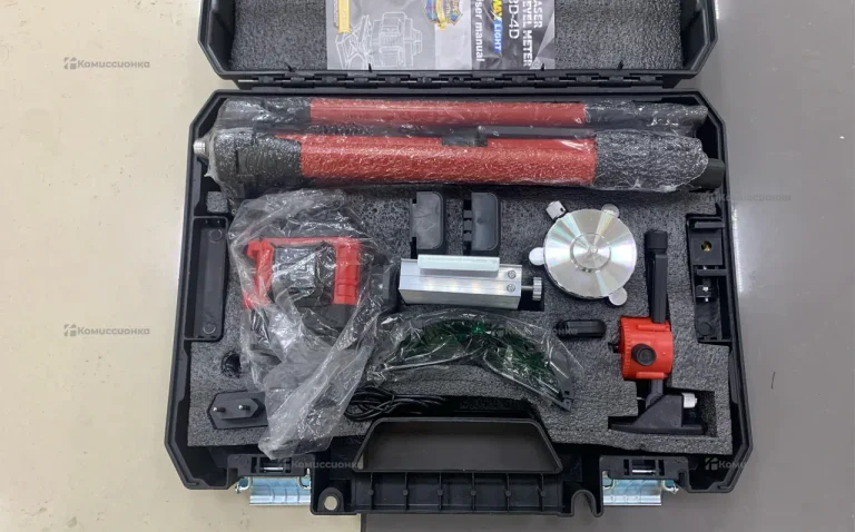 Лазерный уровень Milwaukee (реплика)