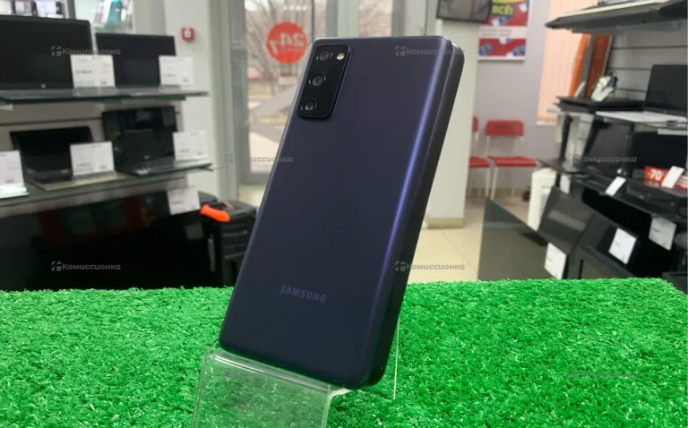 Samsung Galaxy S20 FE 8/256 ГБ