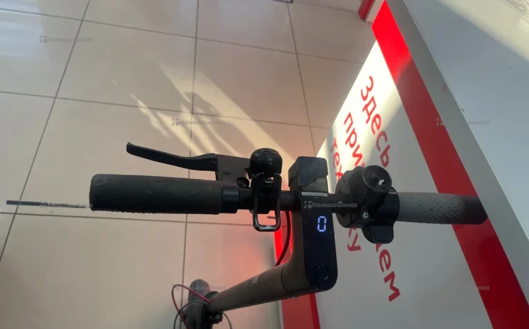 Электросамокат Xiaomi Mi Electric Scooter 1S