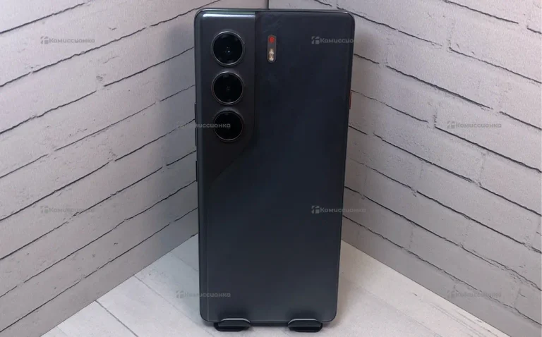 Tecno CAMON 40 Pro 5G 8+256Gb