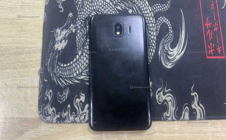 Samsung Galaxy J4 3/32 ГБ
