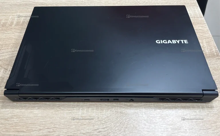 Ноутбук Gigabyte G5 RTX3050