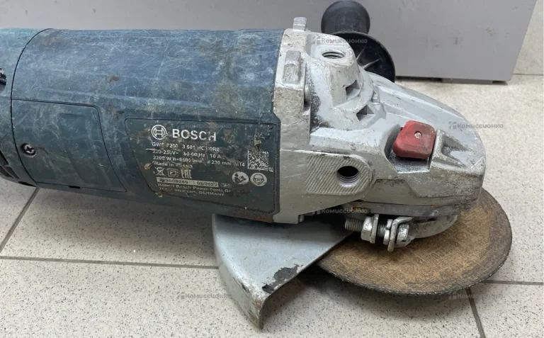 Углошлифовальная машина Bosch GWS 2200