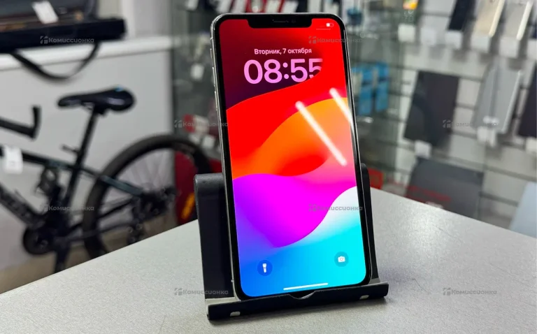 Apple iPhone XS 4/64 ГБ