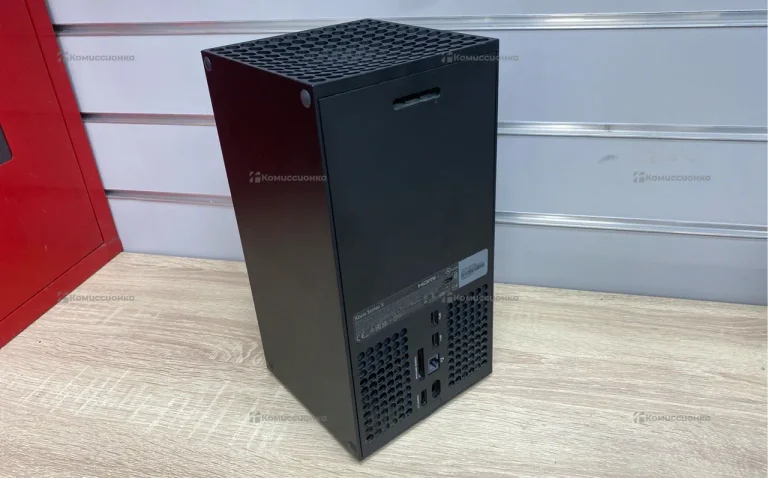 Приставка Xbox Series X 1TB