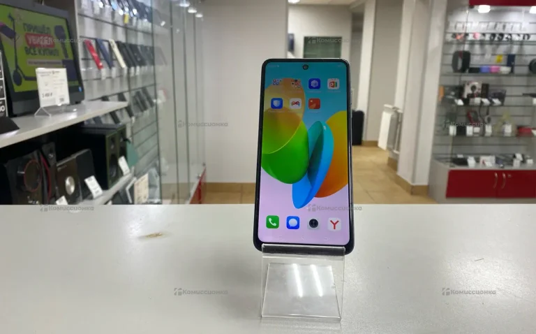 Tecno Spark 20C 4/128 ГБ