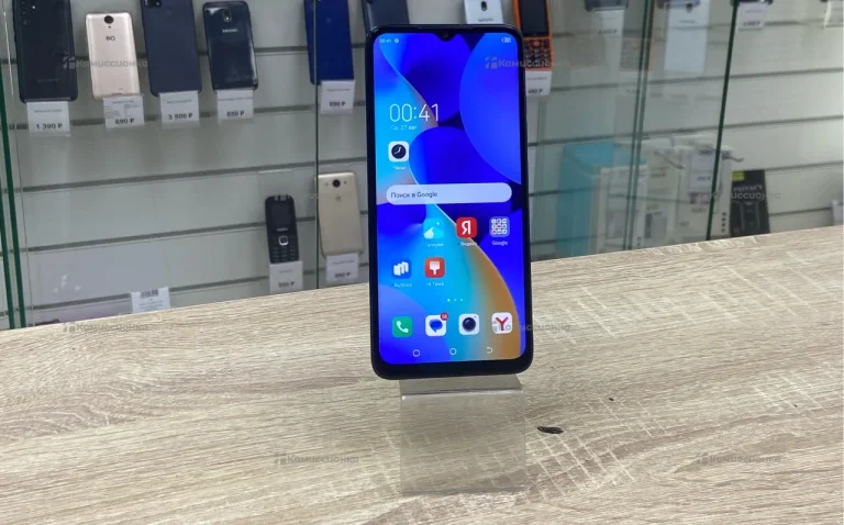 Tecno spark 10c 8/128gb