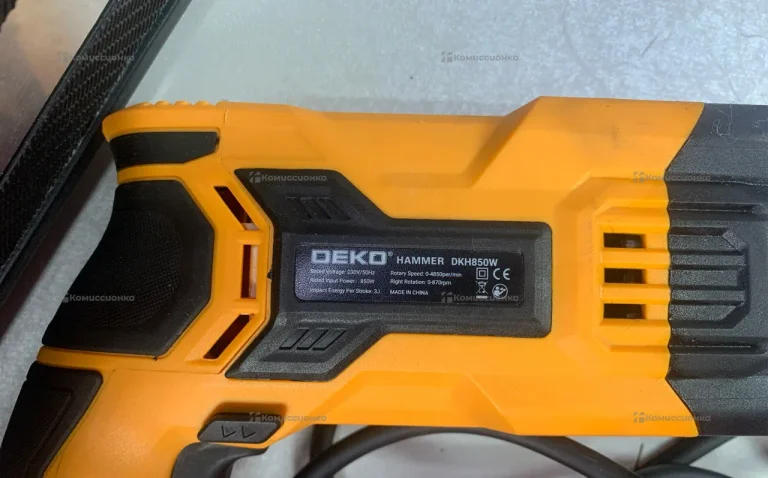 Перфоратор DEKO DKH850W
