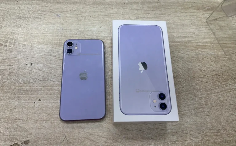 Apple iPhone 11 4/128 ГБ