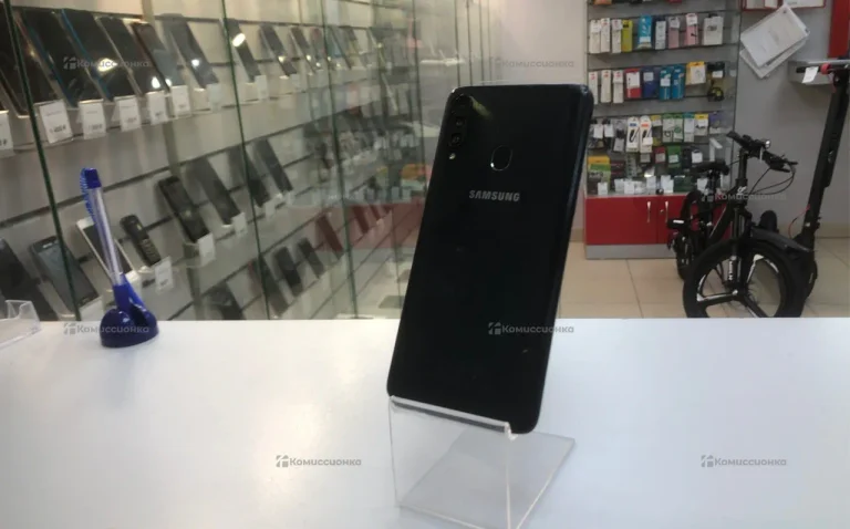 Samsung Galaxy A20s 3/32 ГБ