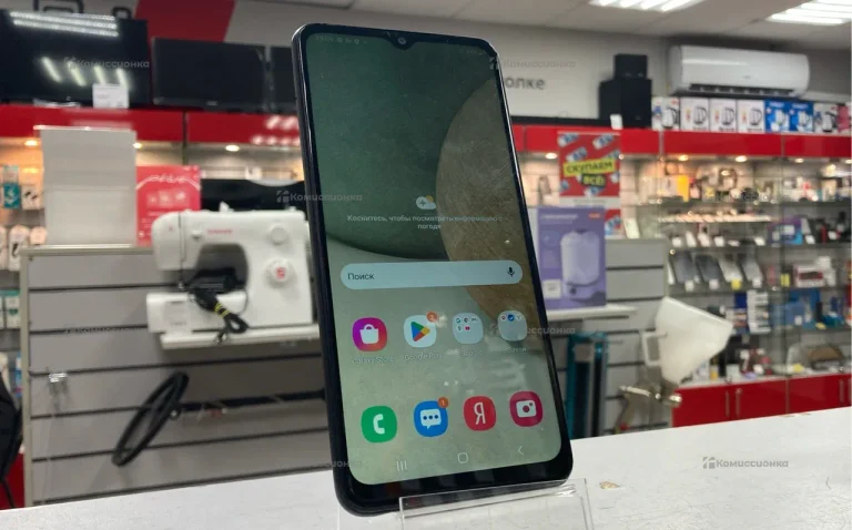 Samsung Galaxy A12 3/32 ГБ