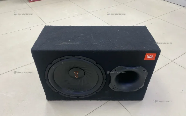 Сабвуфер  JBL Bass Pro 12
