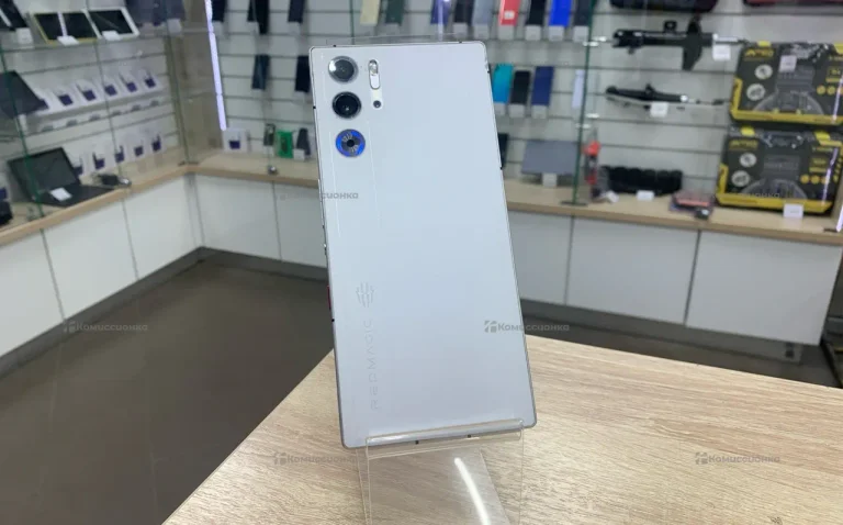 ZTE nubia RedMagic 9S Pro 12/256 ГБ