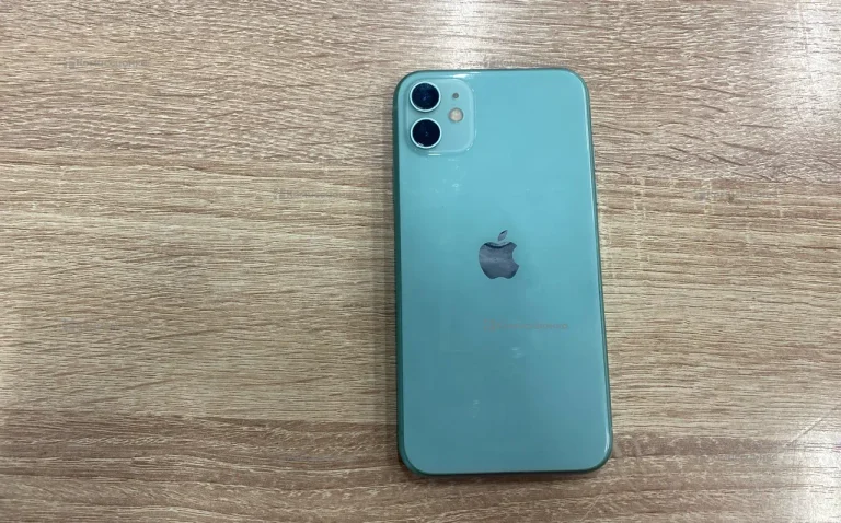 Apple iPhone 11 4/64 ГБ