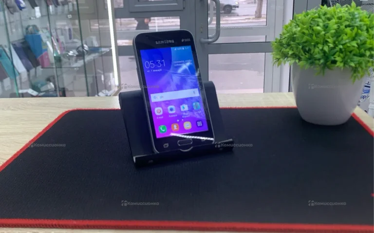 Samsung Galaxy J1 Mini SM-J105H 1/8 ГБ