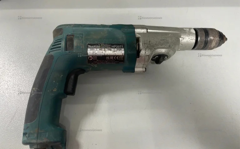 Дрель Makita HP2071