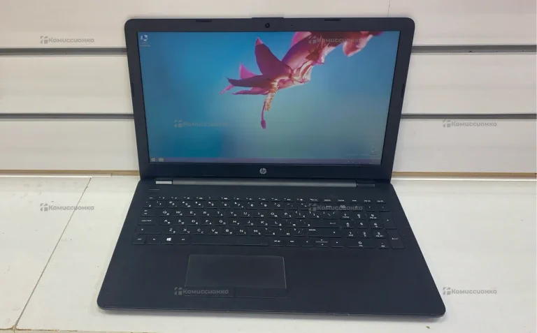 Ноутбук  Hp 15-bw037ur