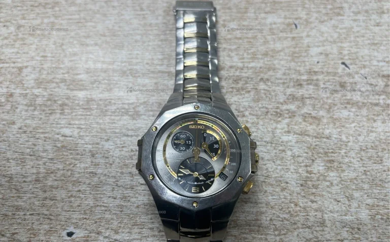 Часы Seiko 7L22–0AL0