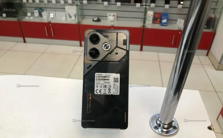 Tecno Pova 6 8/256Gb