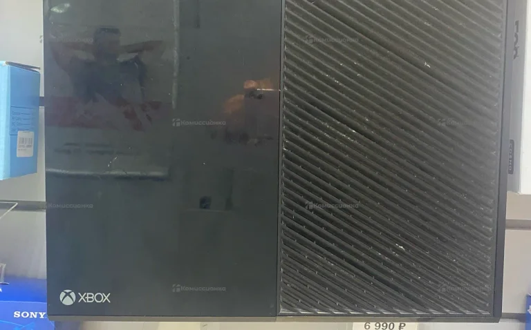 Приставка Xbox One 500Gb