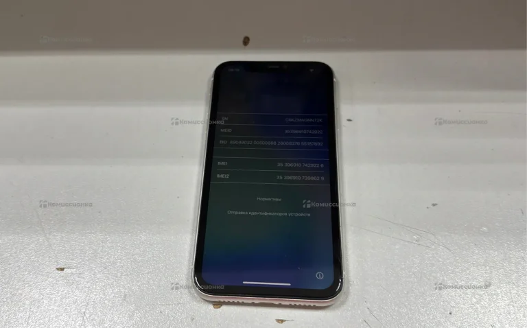 Apple iPhone 11 4/64 ГБ