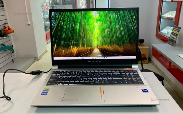 Ноутбук  machinike aurora star xt