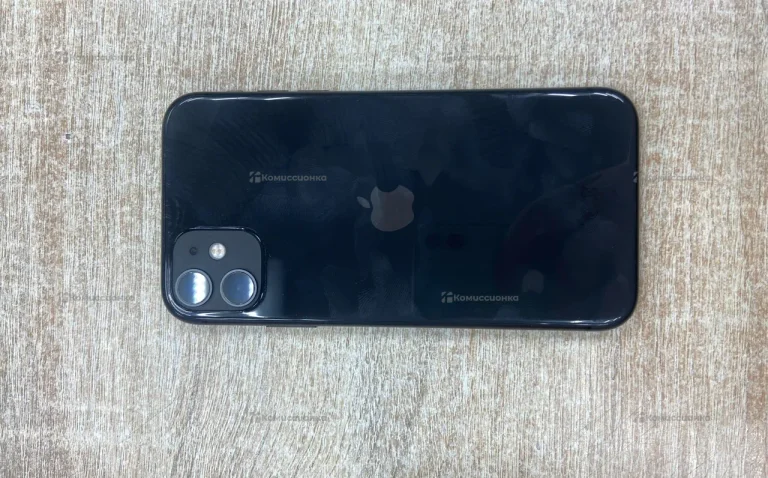 Apple iPhone 11 4/128 ГБ