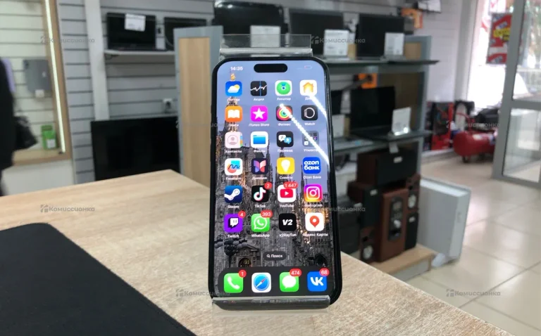 Apple iPhone 15 6/128 ГБ