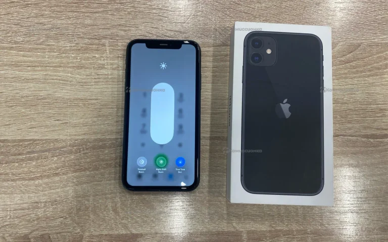 Apple iPhone 11 4/64 ГБ