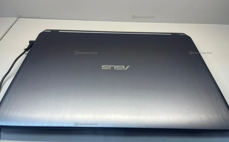 Ноутбук ASUS X507UBR