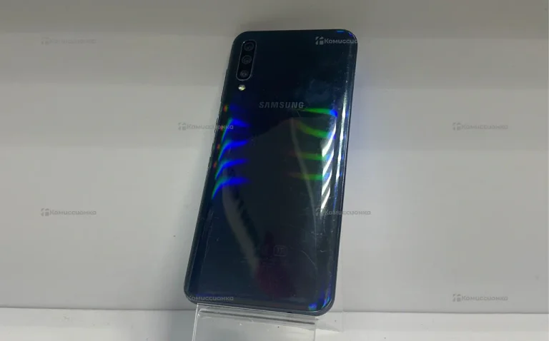 Samsung Galaxy A50 4/64 ГБ
