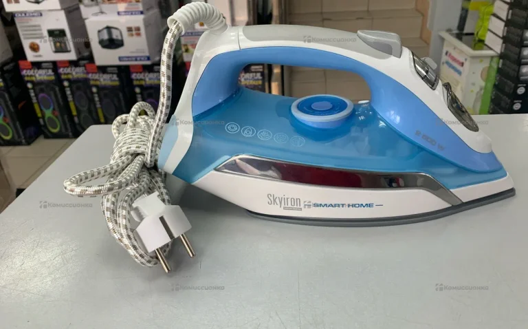 Утюг REDMOND SkyIron RI-C273S